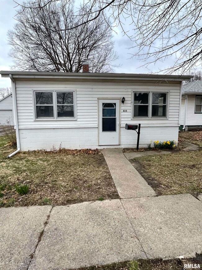 415 N Sherman St, Lincoln, IL 62656 - photo 7