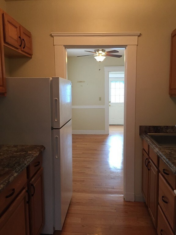 42 Royal St unit 42, Quincy, MA 02170 - photo 6
