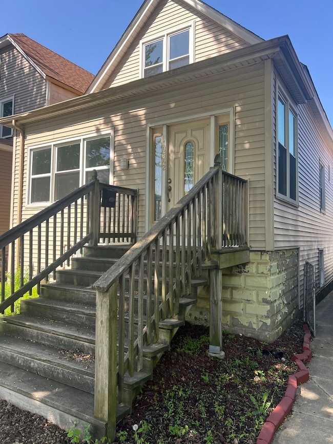 10642 S Calhoun Ave, Chicago, IL 60617 - photo 2