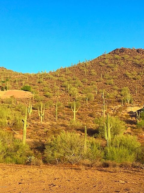 1700 sentinel Rock Road