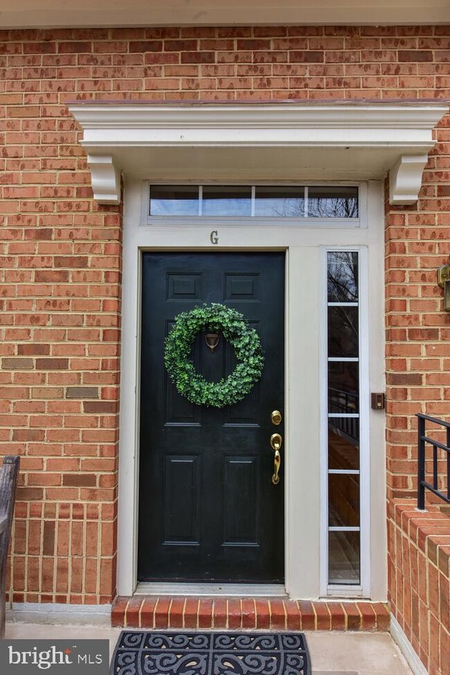 7021 Haycock Rd unit 807, Falls Church, VA 22043 - photo 4