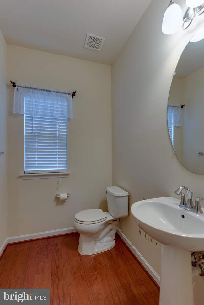 4914 Silverado Ct, White Plains, MD 20695 - photo 5