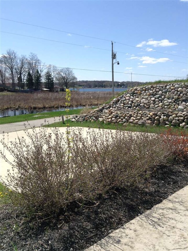 430 Lane 425 Jimmerson Lake, Fremont, IN 46737 - photo 3