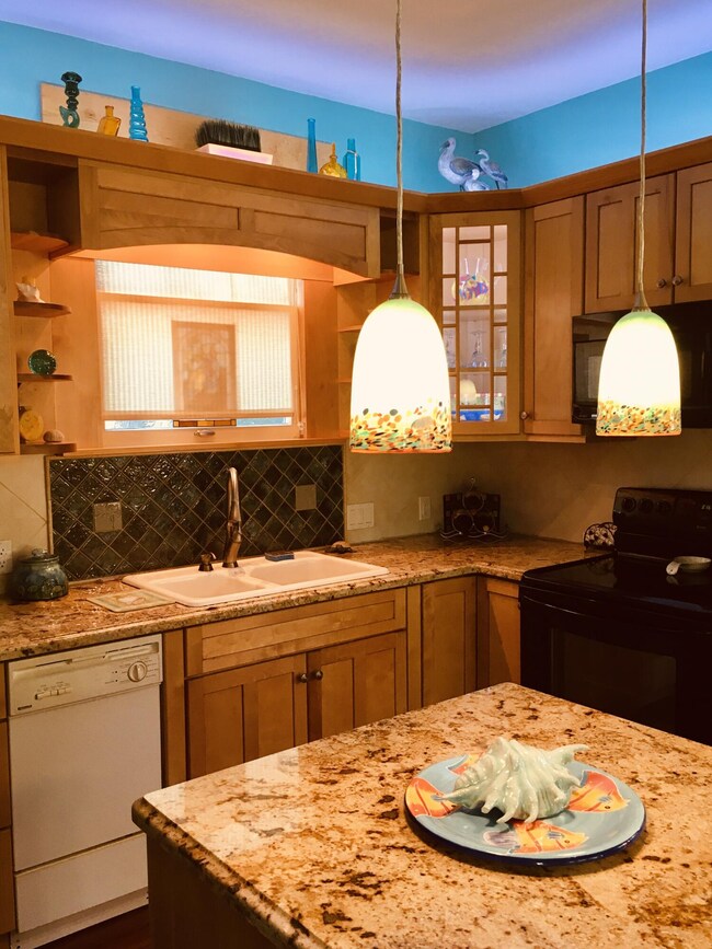 Kitchen (2)
