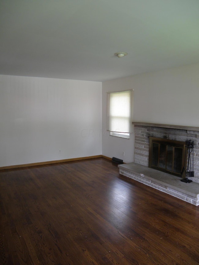 1053 Elmore Ave, Columbus, OH 43224 - photo 2