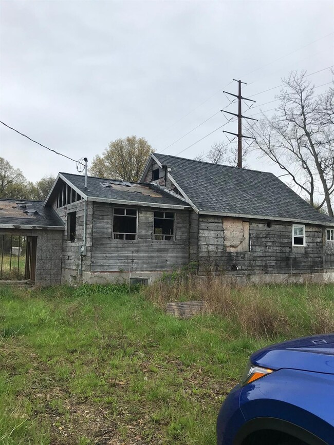 7707 N 500 W, Michigan City, IN 46360 - photo 2