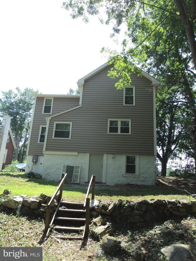 1911 Creek Rd, Glenmoore, PA 19343 - photo 7