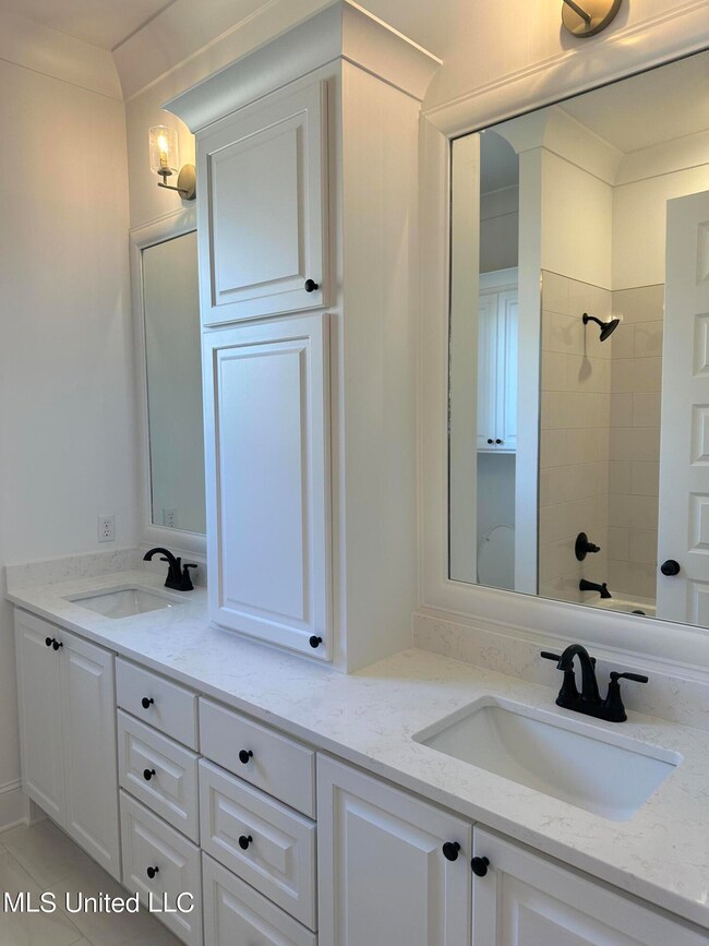 CEDEC625-4DED-4C91-83CA-F23166E85590