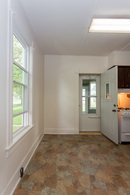 621 Iowa St, Cedar Falls, IA 50613 - photo 7