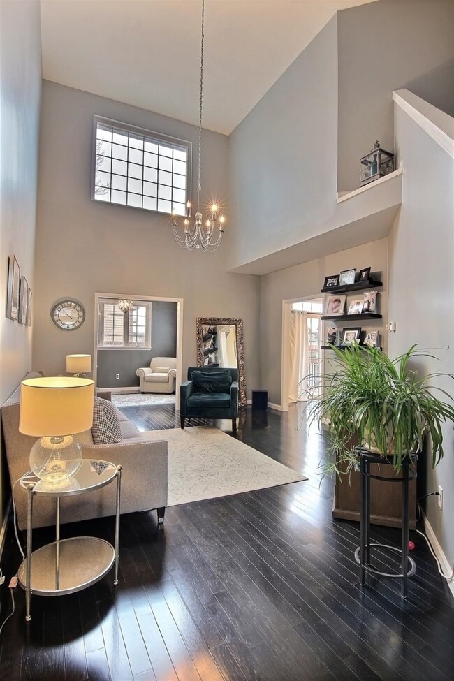 8127 Tuckaway Ct, Crown Point, IN 46307 - photo 6