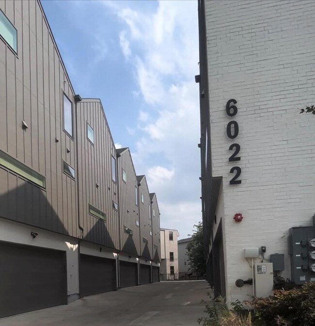 6022 Lewis St unit 103, Dallas, TX 75206 - photo 4