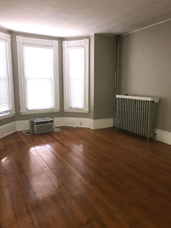 535 E 5th St, Boston, MA 02127 - photo 5