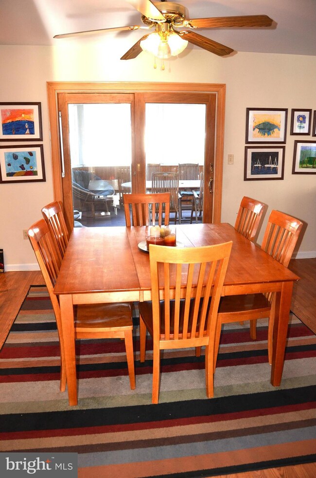 1619 Chesapeake Ln, Edgewater, MD 21037 - photo 5