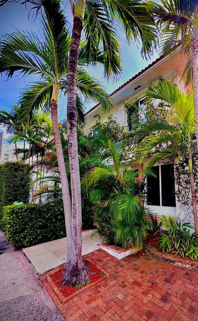 630 79th St unit B, Miami Beach, FL 33141 - photo 3