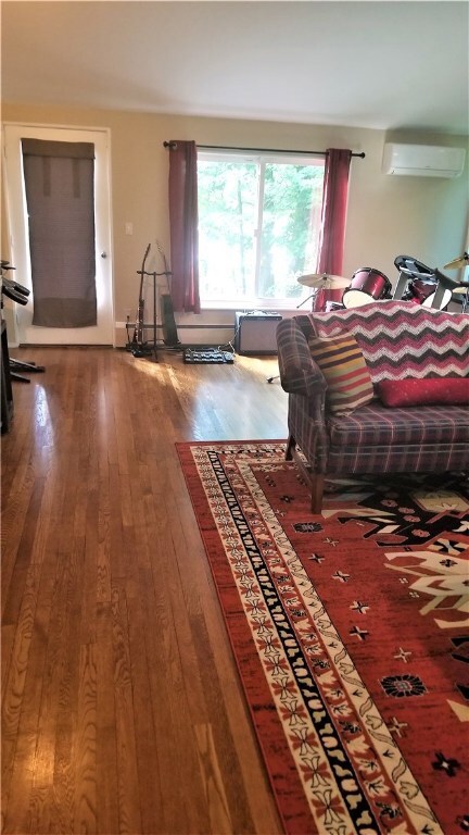 90 Ruff Stone Rd, Greenville, RI 02828 - photo 5