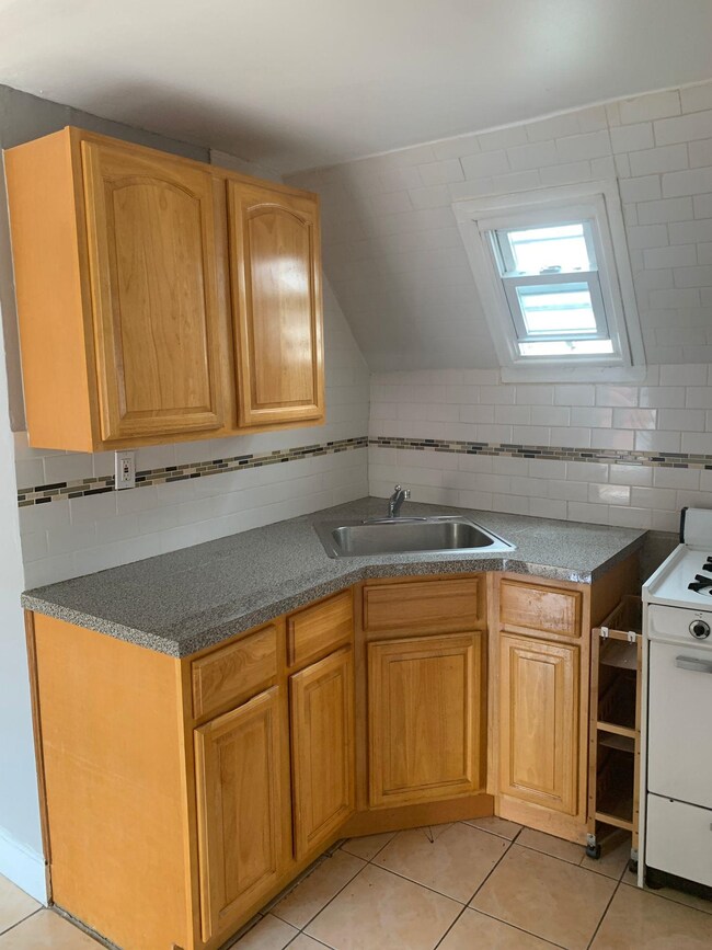 139 Shippen St unit 3, Weehawken, NJ 07086 - photo 2