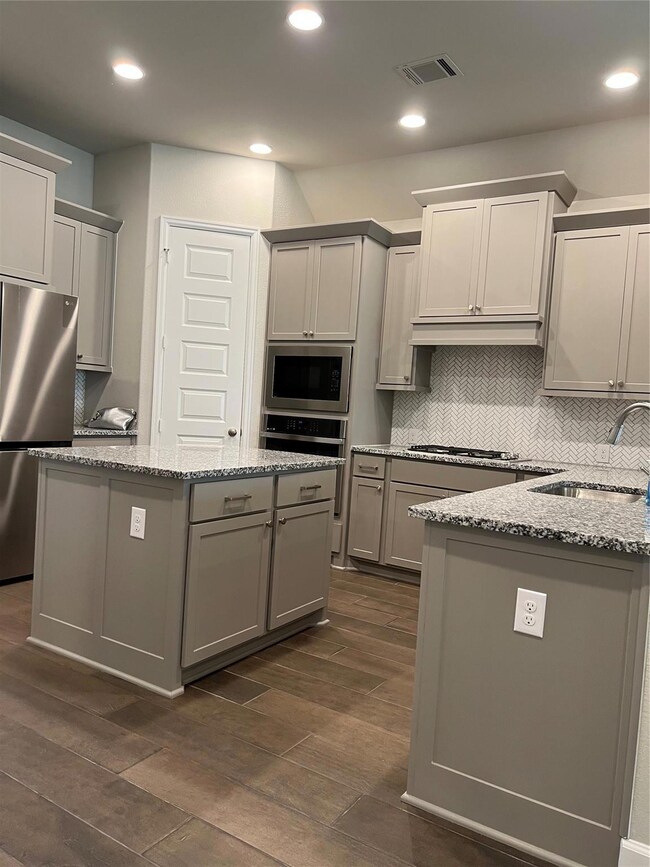 15707 Autumn Sun Court Dr, Conroe, TX 77302 - photo 6