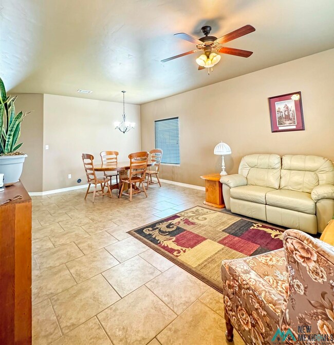 4005 Jesse James Ct, Carlsbad, NM 88220 - photo 3