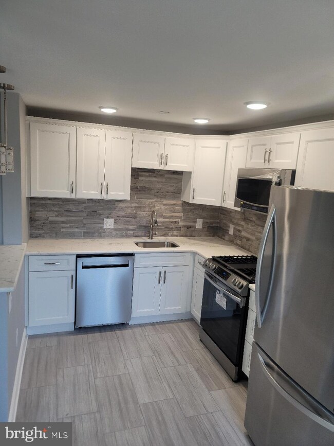 1300 Powell Rd, Brookhaven, PA 19015 - photo 2