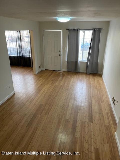 26 Skyline Dr, Staten Island, NY 10304 - photo 2