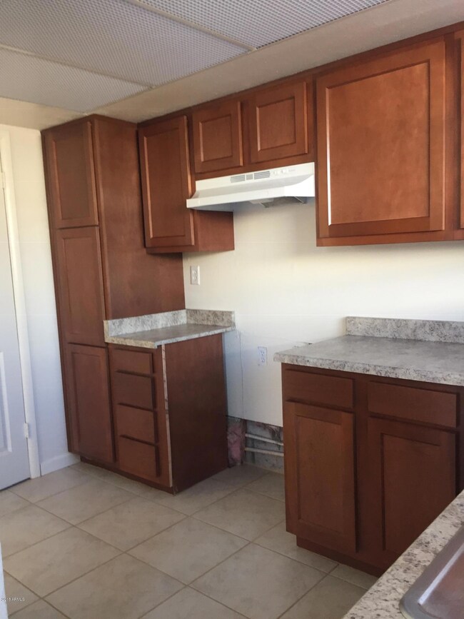 2309 N 28th St unit 5, Phoenix, AZ 85008 - photo 5