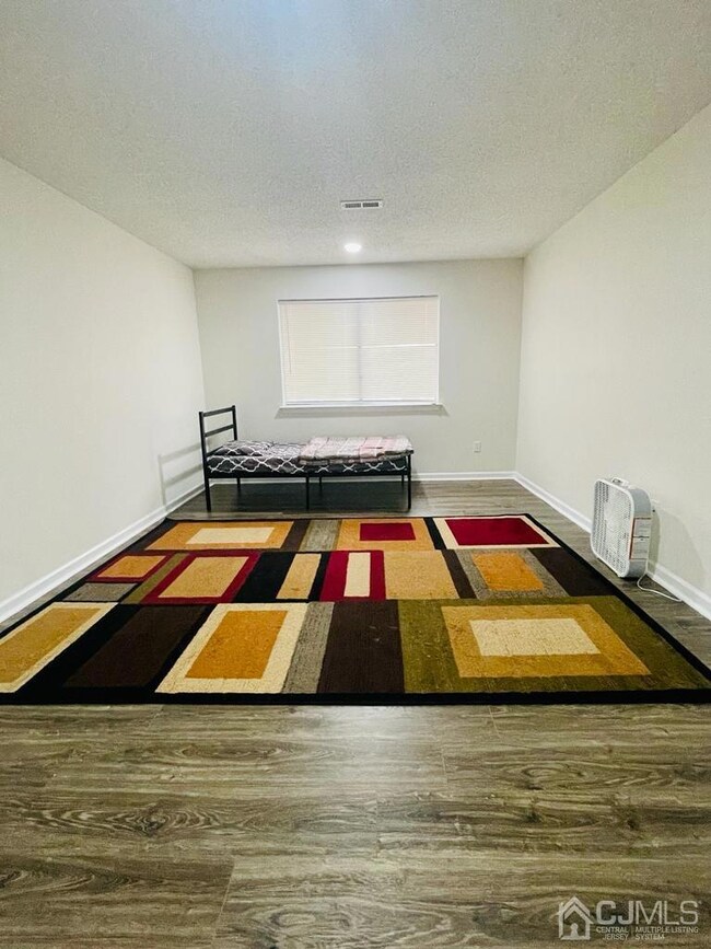 917 Edison Glen Terrace, Edison, NJ 08837 - photo 7