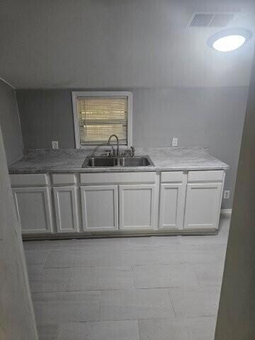 5049 Lafontaine St, Grosse Pointe, MI 48236 - photo 3