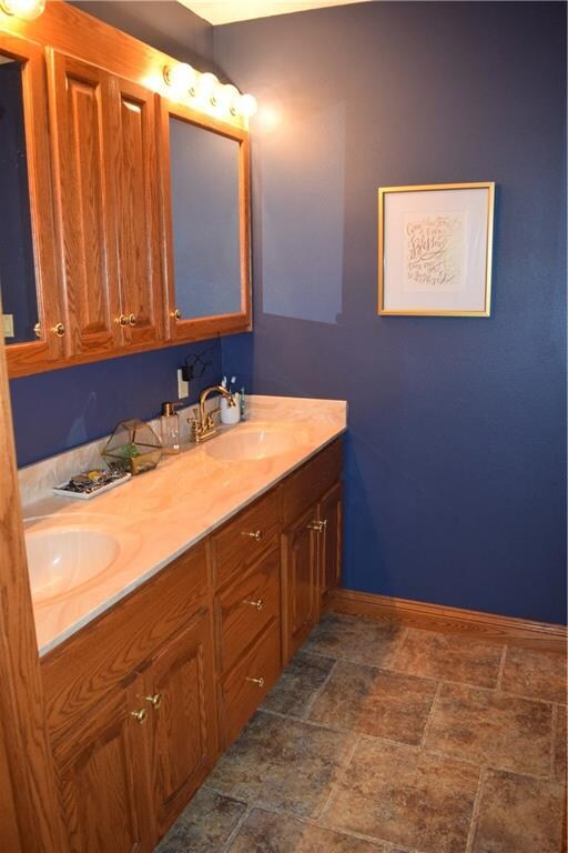 505 E 23rd St S, Newton, IA 50208 - photo 6