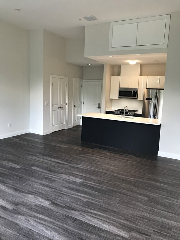 1022 Hancock St unit 110, Quincy, MA 02169 - photo 4