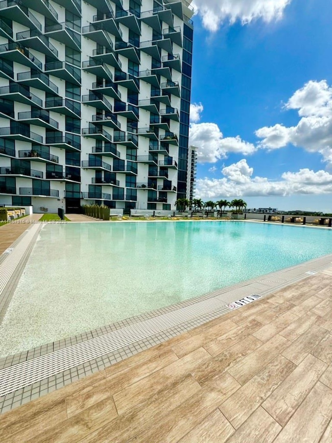 5250 Paseo unit 1108, Doral, FL 33166 - photo 2