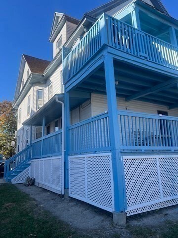 90 Gates St, Lowell, MA 01851 - photo 3