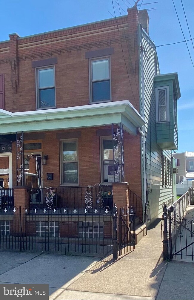 4529 E Thompson St, Philadelphia, PA 19137 - photo 2