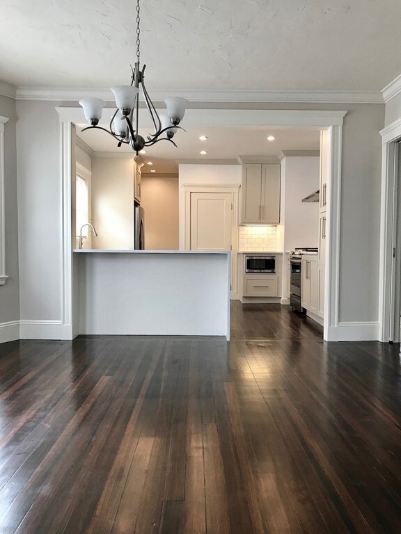 17 Archdale Rd unit 1, Roslindale, MA 02131 - photo 5