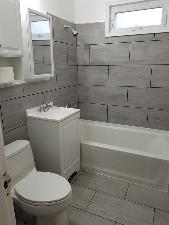 599 Lexington St unit 1, Waltham, MA 02452 - photo 4