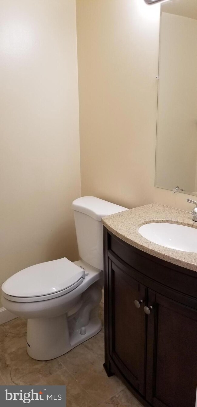 10547 Twin Rivers Rd unit C1, Columbia, MD 21044 - photo 6