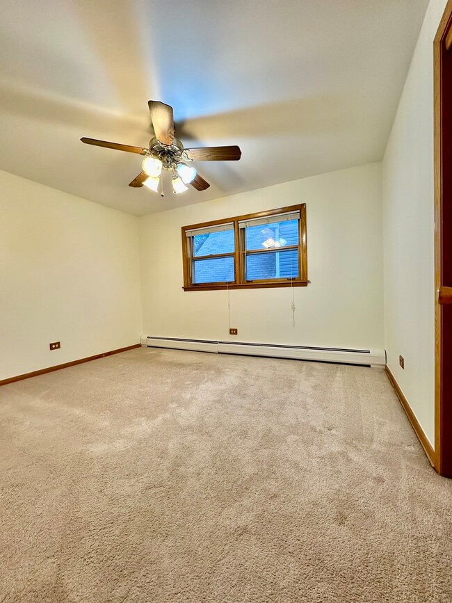 unlisted-address, Chicago, IL 60641 - photo 6
