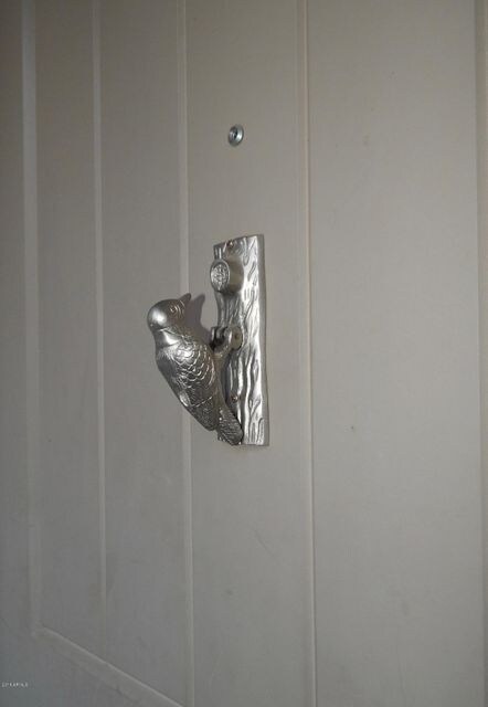 WOODPECKER KNOCKER
