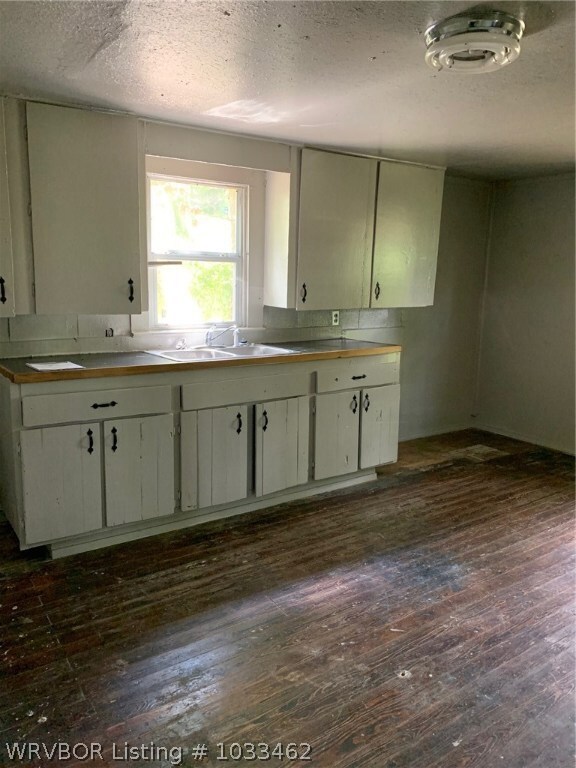 477027 E 1060 Rd, Muldrow, OK 74948 - photo 3