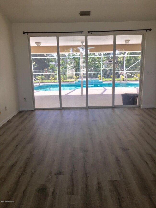 133 Dickens Ave, Sebastian, FL 32958 - photo 4