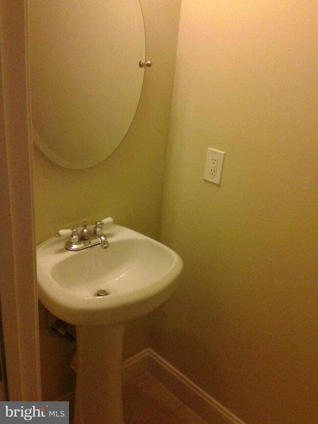 452 E Federal St, Baltimore, MD 21202 - photo 3