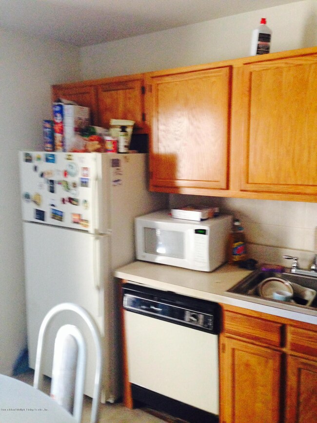 175 Skyline Dr, Staten Island, NY 10304 - photo 3