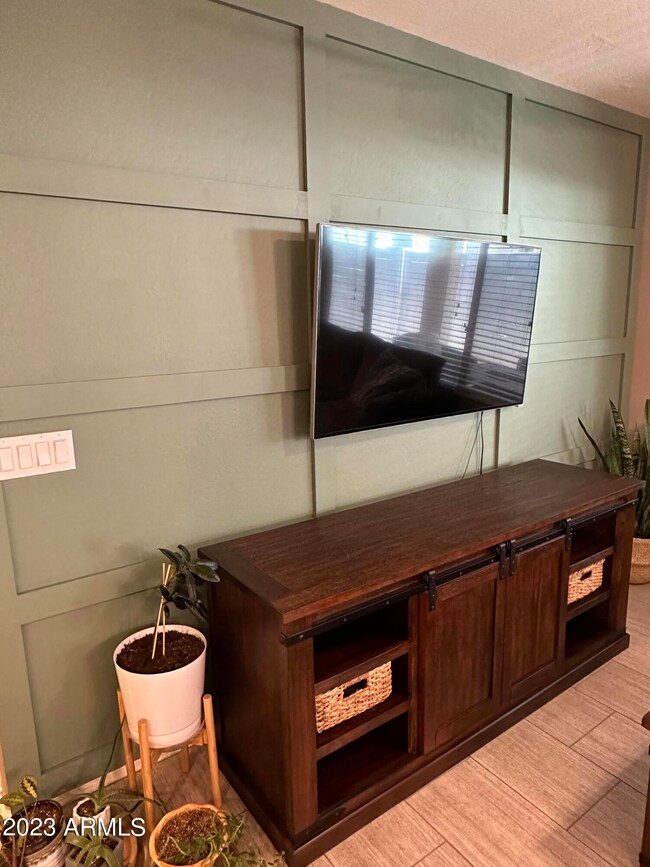 Accent wall 2