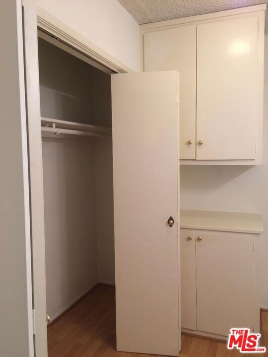 1166 Amherst Ave unit 6, Los Angeles, CA 90049 - photo 5