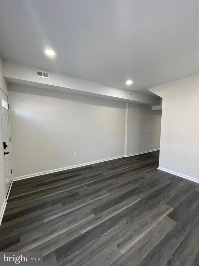 1606 N Wolfe St, Baltimore, MD 21213 - photo 4