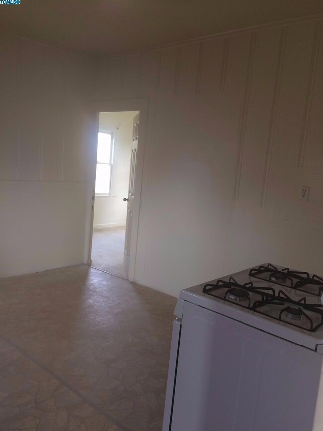 14550 Kilroy Rd, Poplar, CA 93257 - photo 6