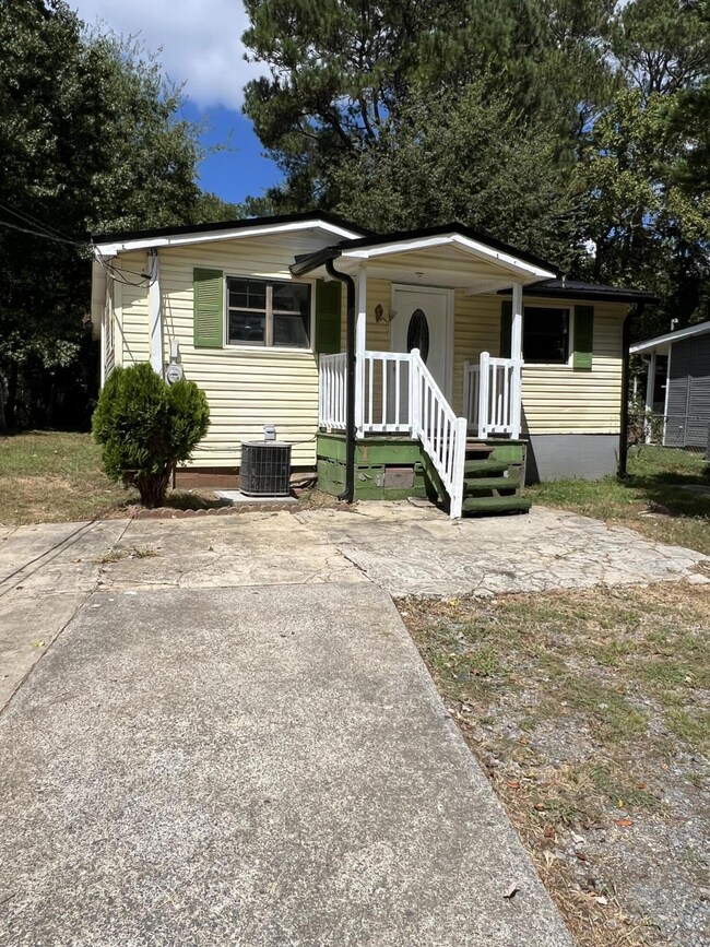 173 Stanley St, Dalton, GA 30721 - photo 2