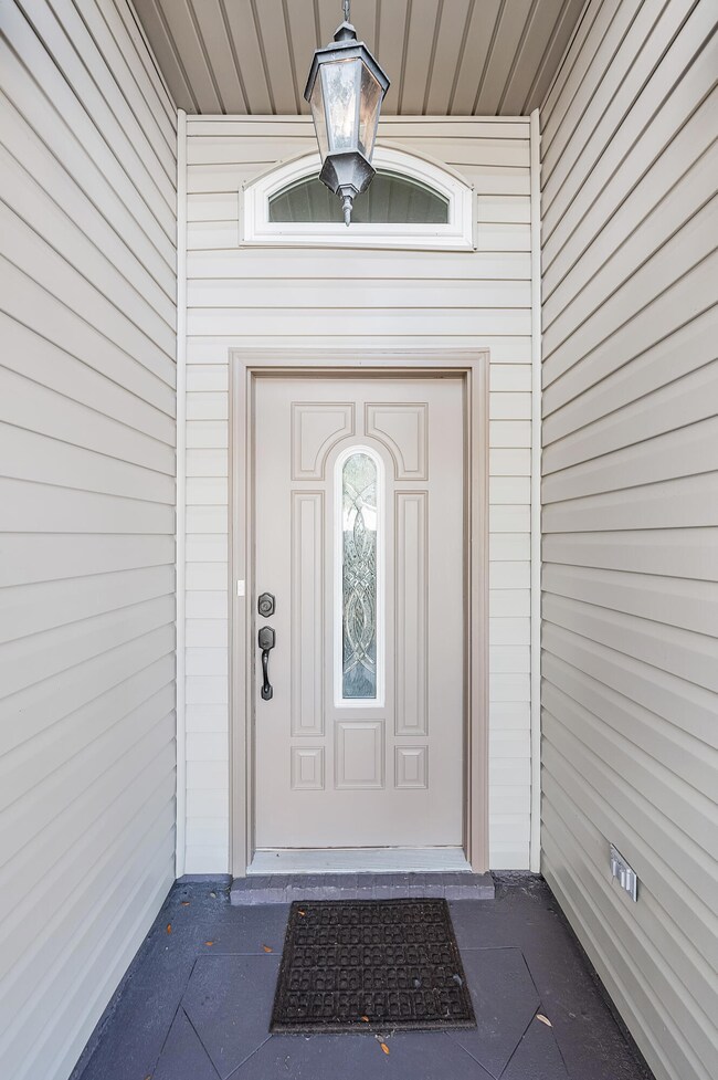 1707 Ivalea Cir-Navarre-LoRes-053
