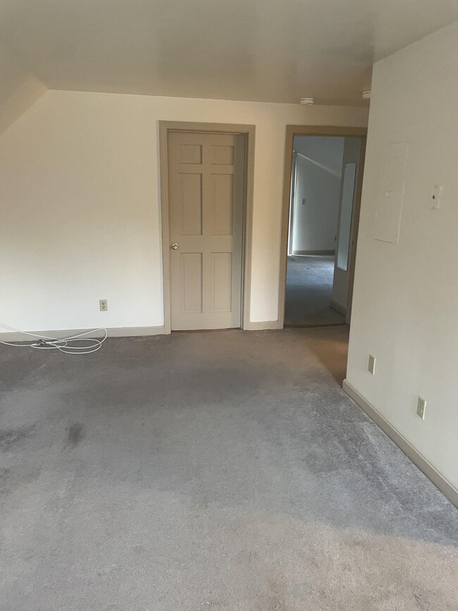 32 Squamscott Rd unit 5, Stratham, NH 03885 - photo 6