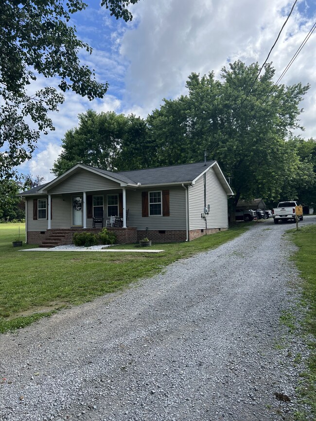 2143 Highway 82 S, Shelbyville, TN 37160 - photo 5