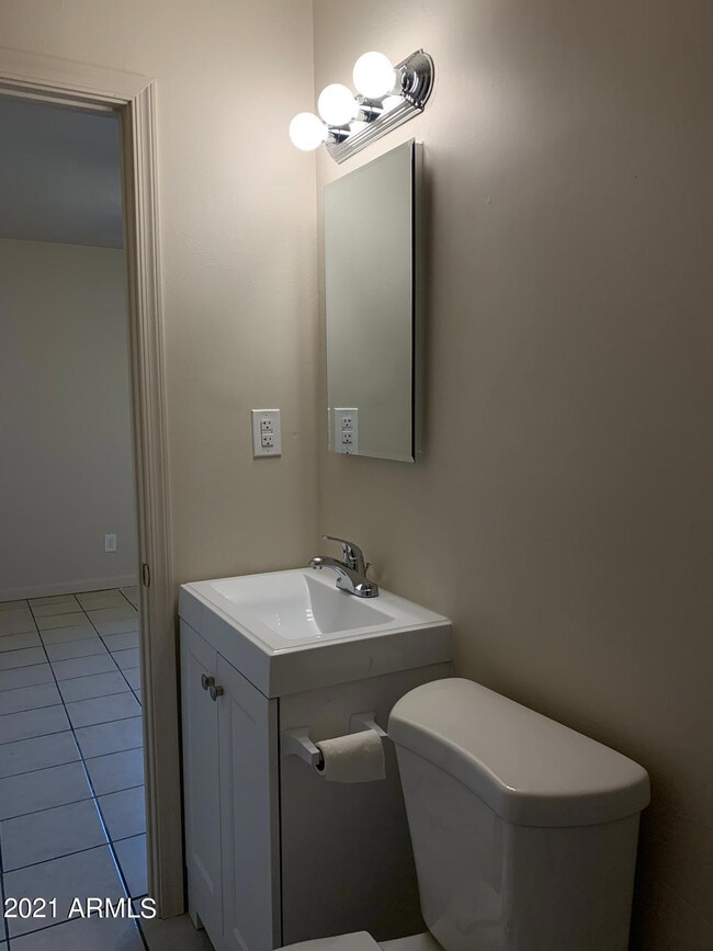 3026 N 43rd Ave, Phoenix, AZ 85031 - photo 3